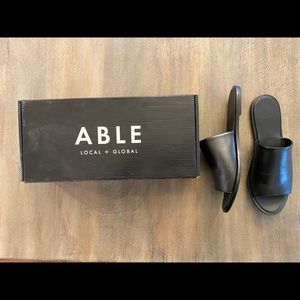ABLE Jessica Slide - NEW - Black